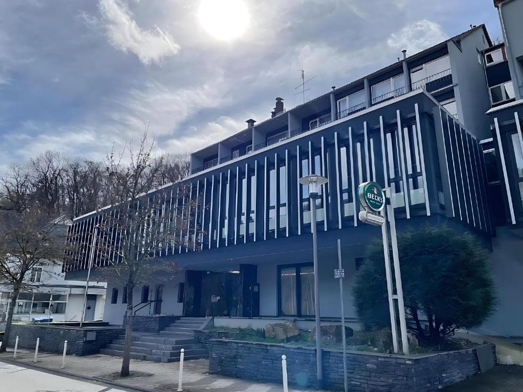 Hotel Schlangenbader'in güncel hali ( Görsel Kaynak: Booking.com )